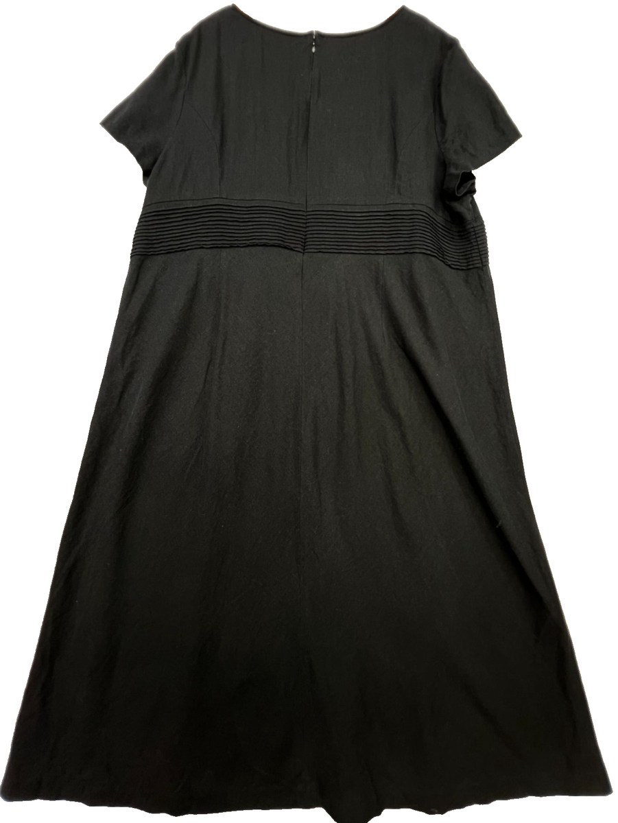 minimal linen dress Sleeveless Linen Dress for Women with Minimalist A-Line Cut and Lightw –  Laura Ren