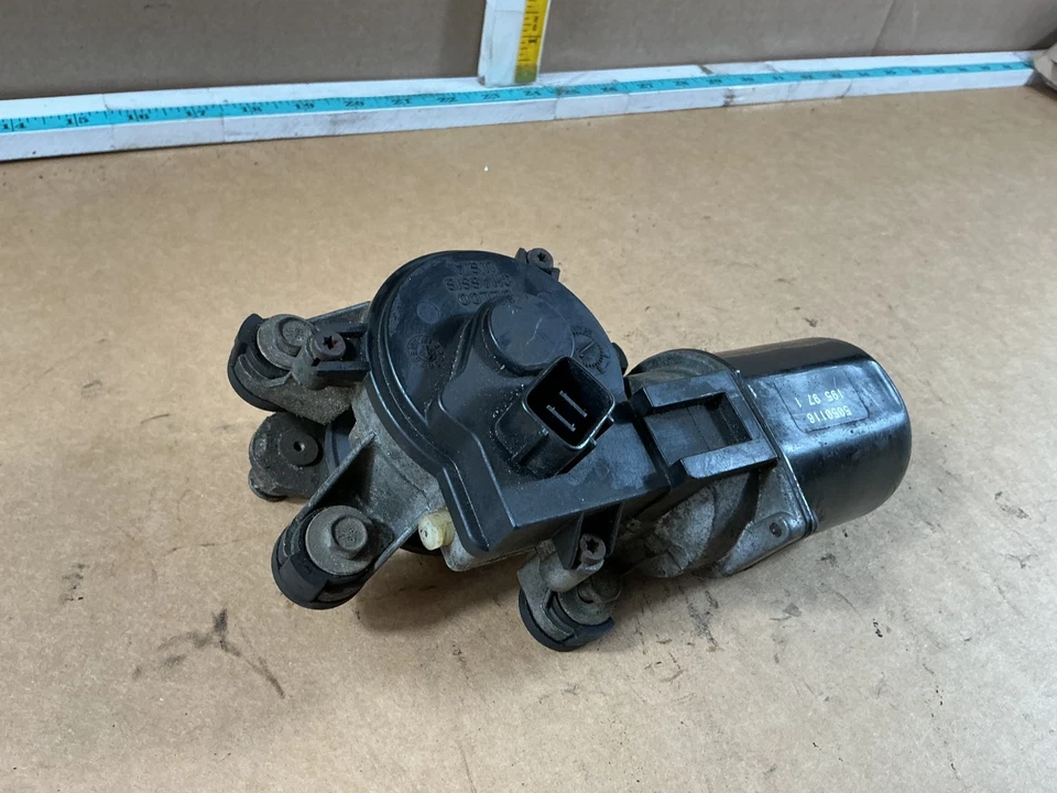 Motor limpiaparabrisas delantero Toyota Corolla 1993-1997 22111650 Foto 2 de 4