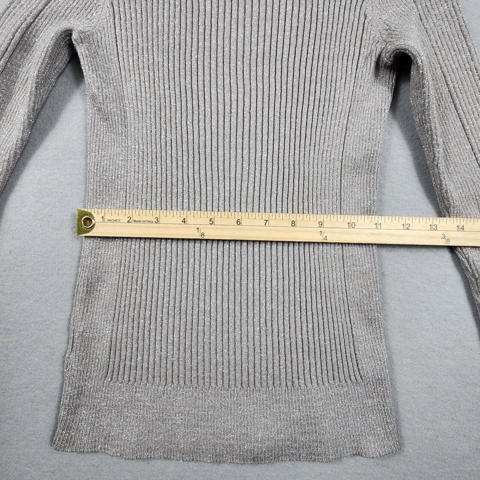 Camisa Covington Manga Larga Acanalada Cuello Alto Delgada Mujer Pequeña Mediana Grisácea Foto 4 de 4