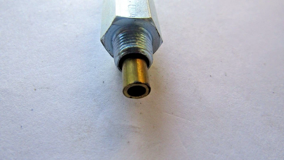 Válvula PCV Fram FV307 HECHA EN EE. UU. Foto 4 de 4