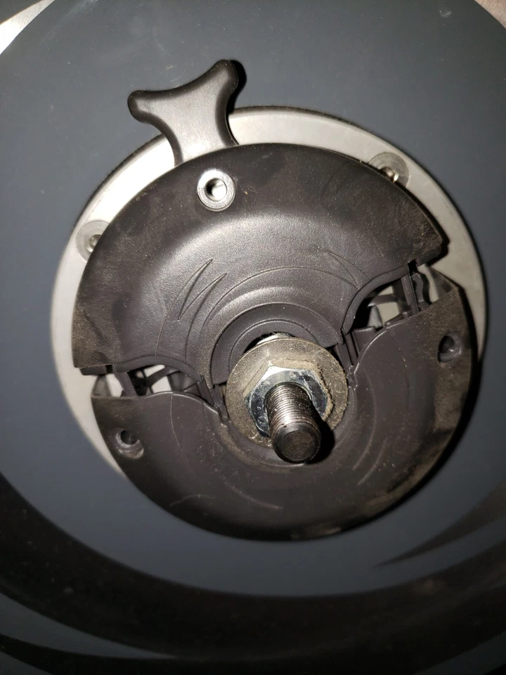 ONE COMP 200E CycleOps Cycling Biking Flywheel Battery Hub Cover - Image 2 of 4