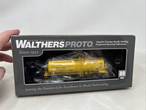 Carro cisterna de azufre Walthers 920-100032 HO First Union Rail TGOX 14K gal #1809 | Zustand: New