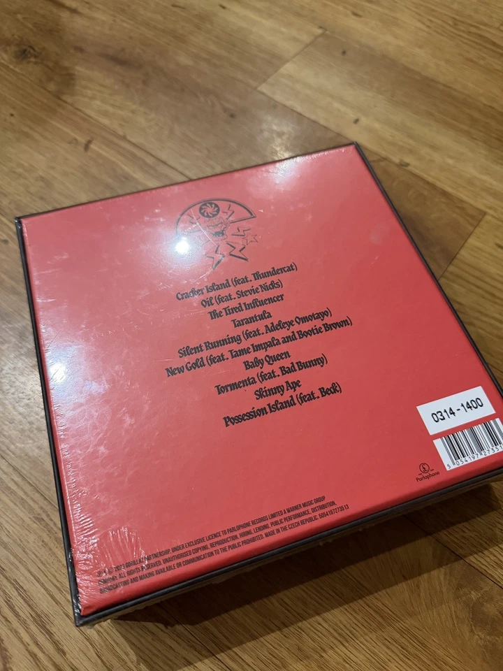 Gorillaz - Cracker Island 10x7", limited etched vinyl, box set, numbered, NEW - Image 2 of 2