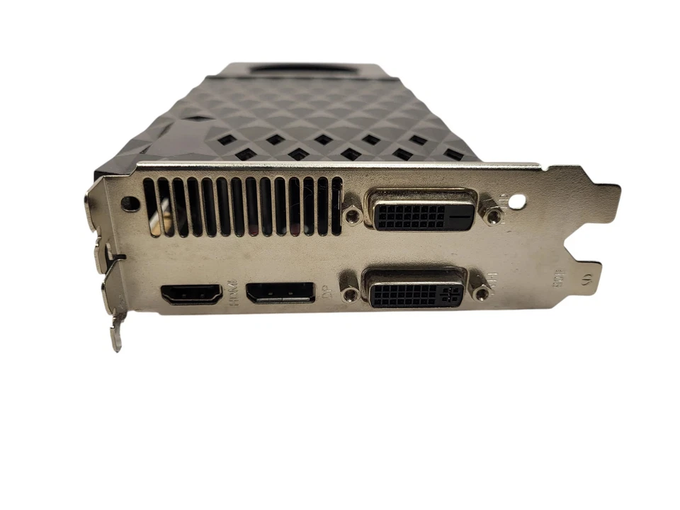 PNY NVIDIA GeForce GTX 760 2GB GDDR5 Graphics Card  Q$ - Image 3 of 4