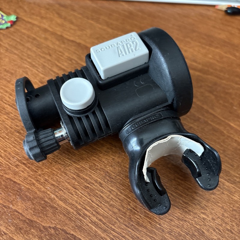 Scubapro Air 2 4th Generation - New Old Stock (Never Used)