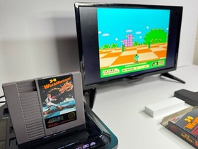 3-D WorldRunner (Nintendo NES, 1987) Tested, with box and manual, No 3D glasses