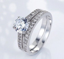 Silver Plated Designer Ring For Valentine Gifts 1.8Ct CZ Bridal Wedding Ring Set