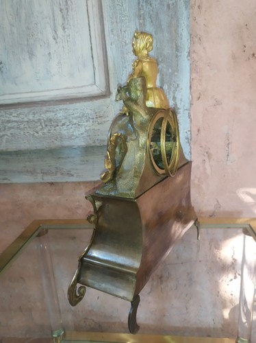 Pendule en bronze doré Femme à l'éventail sans mouvement caisse seul XIX ème * - Imagen 5 de 15