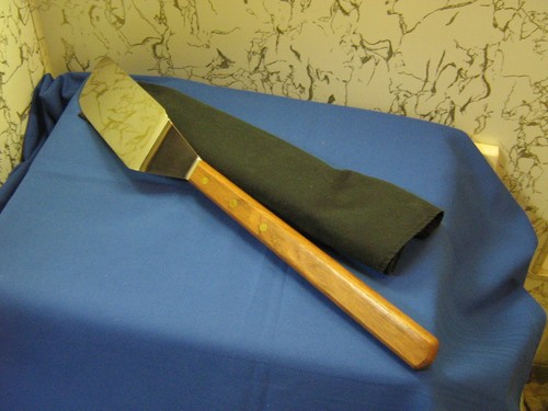 Dexter LS8698 kommerzieller Edelstahl 8" x 3" Wender mit 12" langem Palisander Griff - Bild 3 von 8