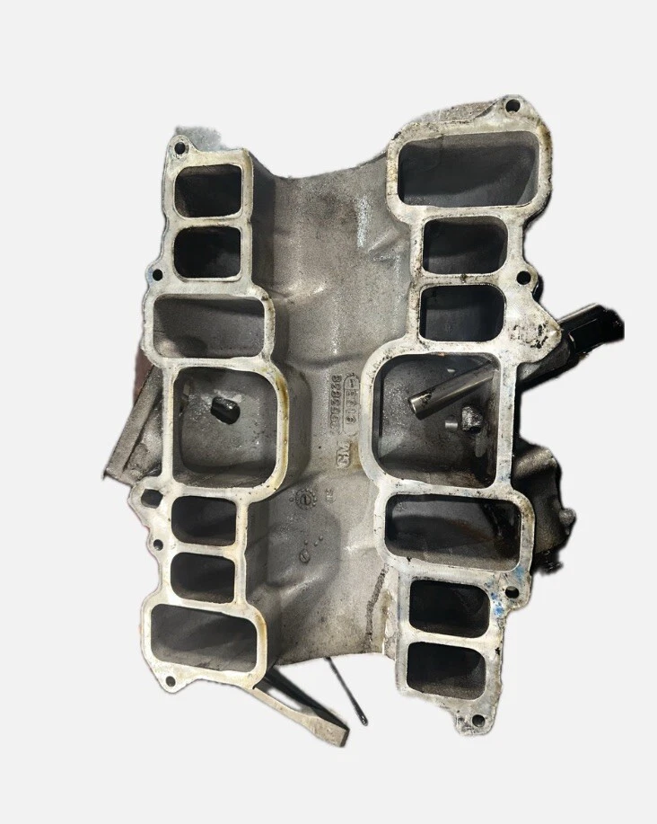 1996-1999 Chevrolet Vortec Upper Intake Manifold 7.4L 454 OEM 12553838 - Image 2 of 3
