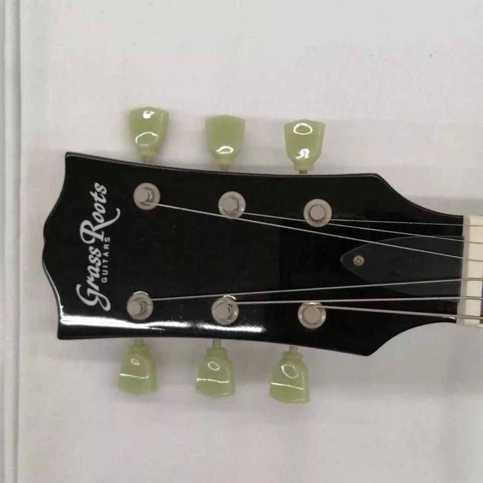 GRASSROOTS G-SG Usado Cuerpo Caoba Cuello Caoba Diapasón Palisandro Blanco Foto 2 de 4