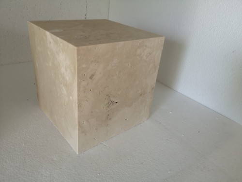 Cubo di travertino 19x19x19,5 cm - Foto 3 di 8