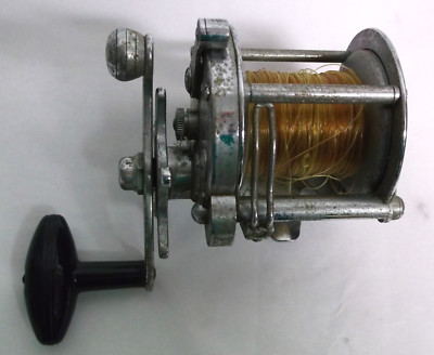 Pflueger Rocket Level-Wind Casting Reel 1365 Vtg