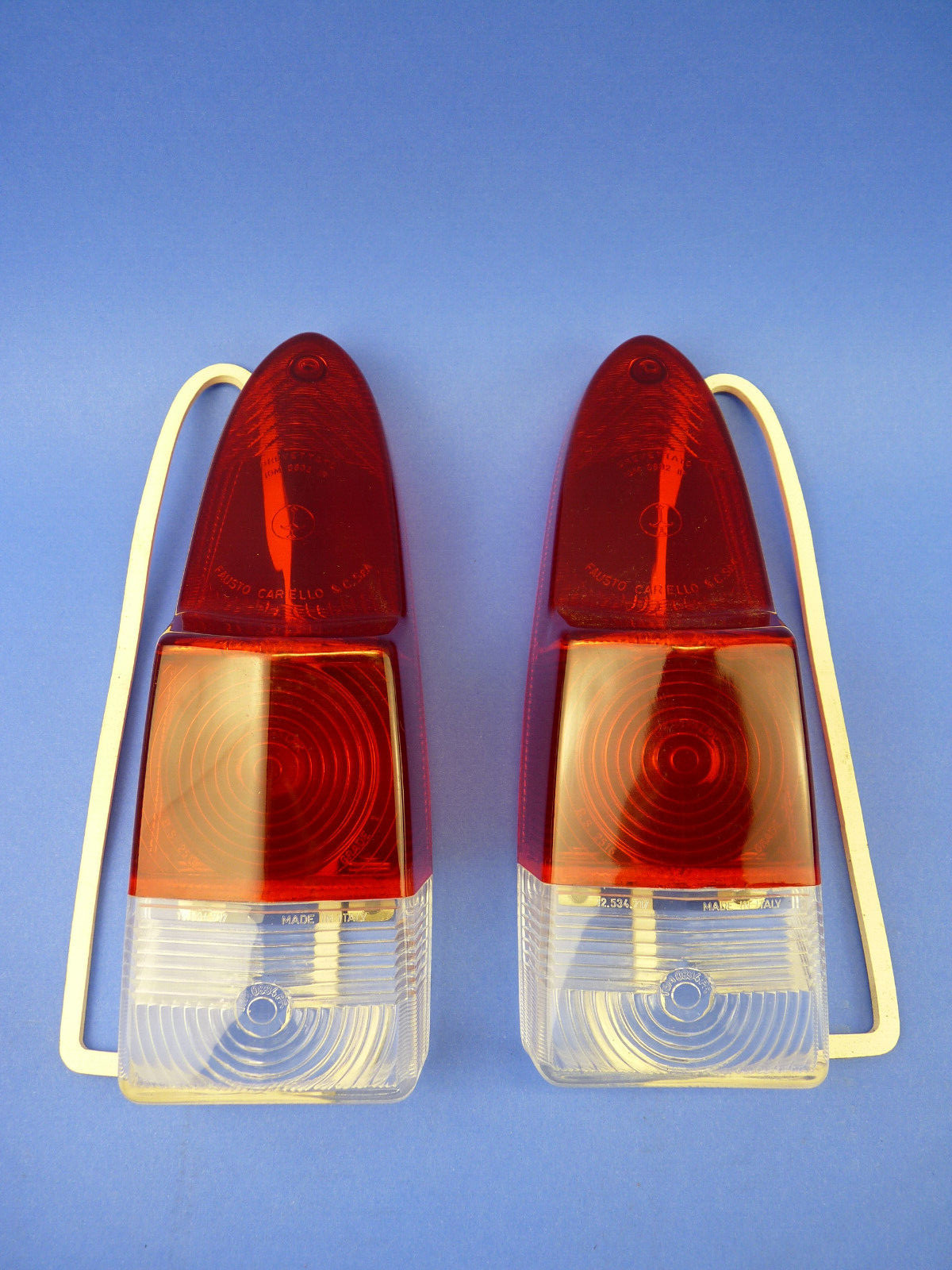 Alfa Romeo tail light lens pr 2000-102 2600 Spider Maserati 3500 Vignale Spider