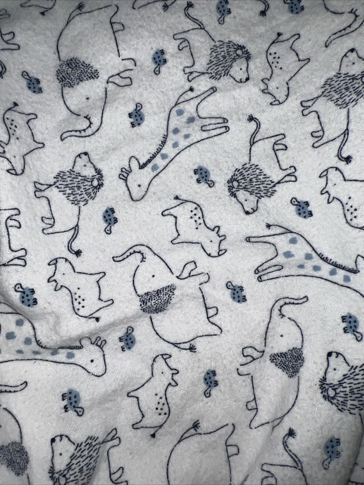 Manta bebé animal safari blanco y azul Child Of Mine Lovey  Foto 4 de 4