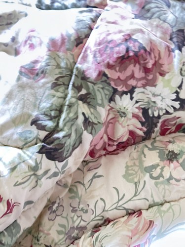 VINTAGE 80s 90s Victorian Style Ruffle Kellwood Comforter 100% Cotton 78”x90” - Picture 7 of 15