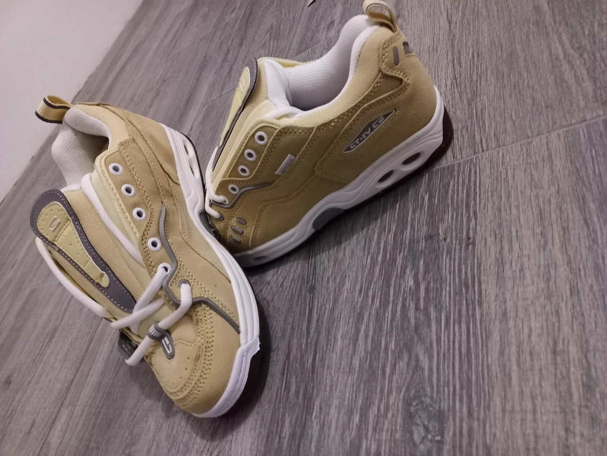 Globe shop scarpe bianche