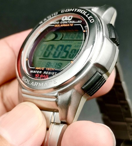 Vintage Q&Q Radio Controlled Solarmate Digital men Quartz watch. - Picture 11 of 24