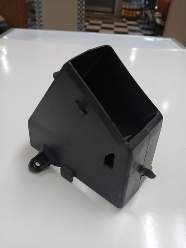 70 71 72 Olds Cutlass F85 442 Dash Vent Adapter RH Passenger side 405040 - Picture 2 of 5