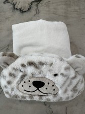 Pottery Barn Kids Snow Leopard Faux Fur Kid Hooded Towel