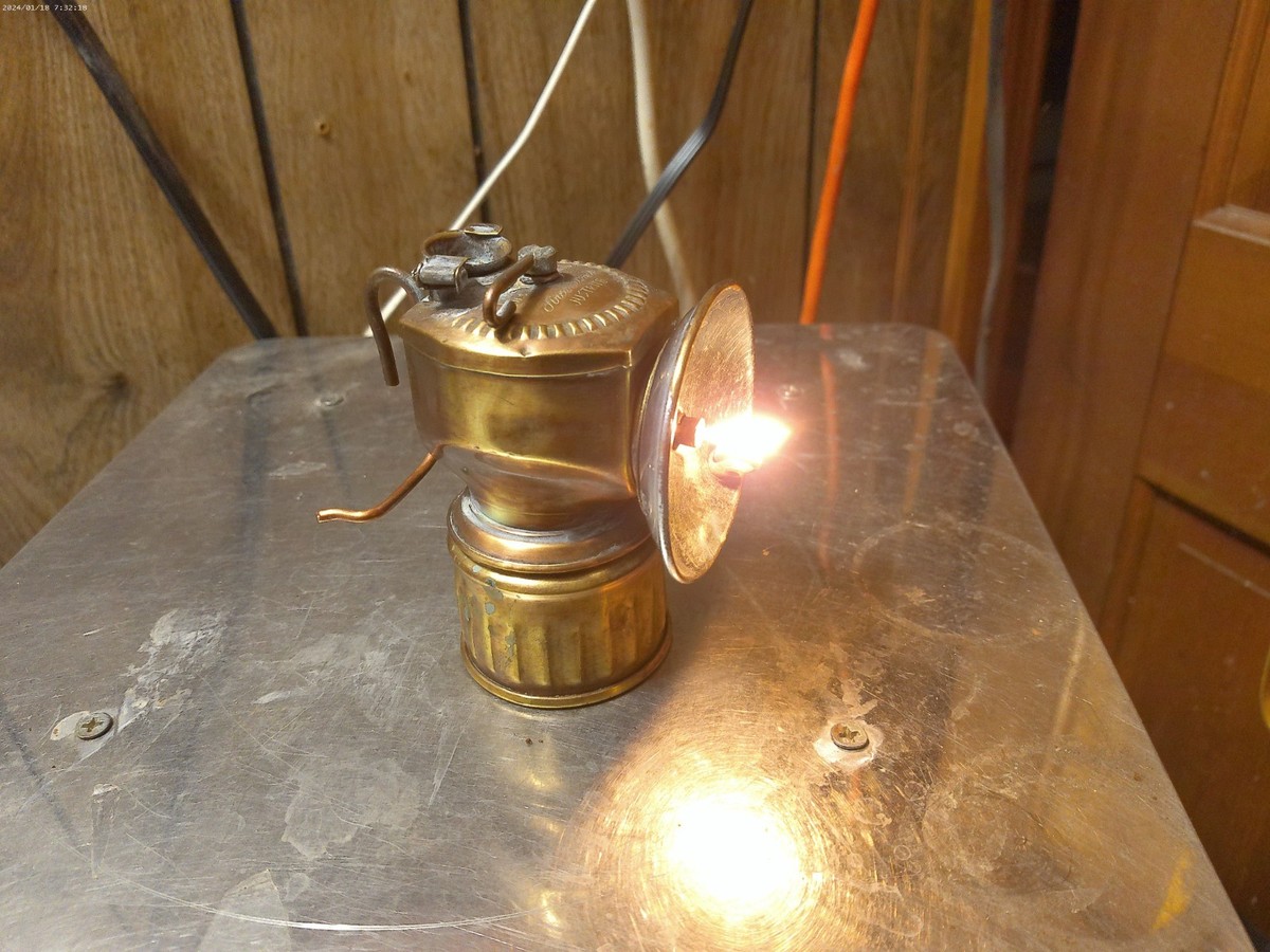 Working justrite Carbide Lamp apocalyptic caving camping hunting