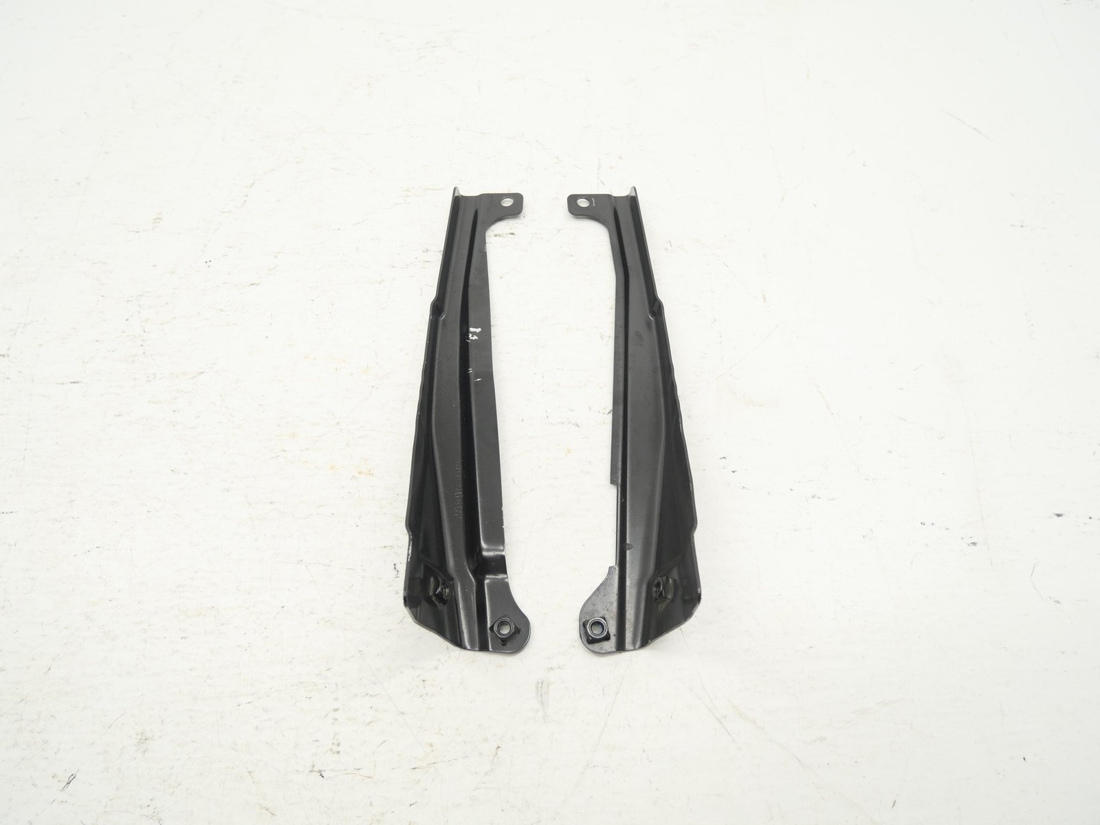 2005 Bentley Continental GT Front Cowl Bracket Reinforcement Shield Cover 2 OEM