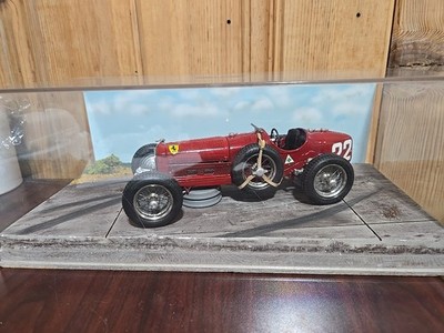 REVIVAL ITALY 1932 ALPHA ROMEO P3 DIECAST CAR DISPLAY CASE W/ ROAD