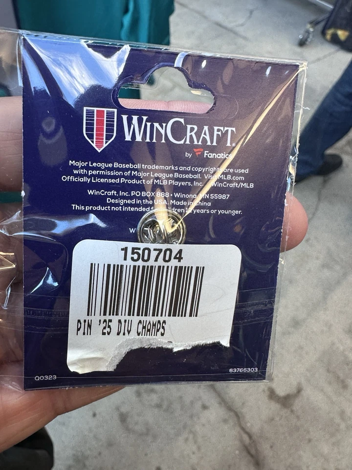 2025 Playoff AL West Champions Pin - 2025 Seattle Mariners - NEW - Image 2 of 2