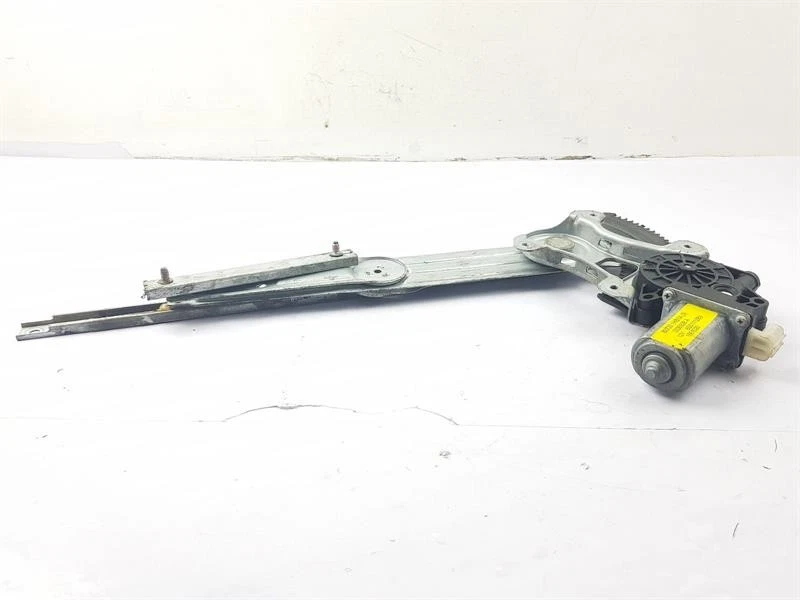 Nissan Micra 2017 regulador de ventana delantera lado del conductor hatchback derecho 827301HB1A Foto 2 de 4