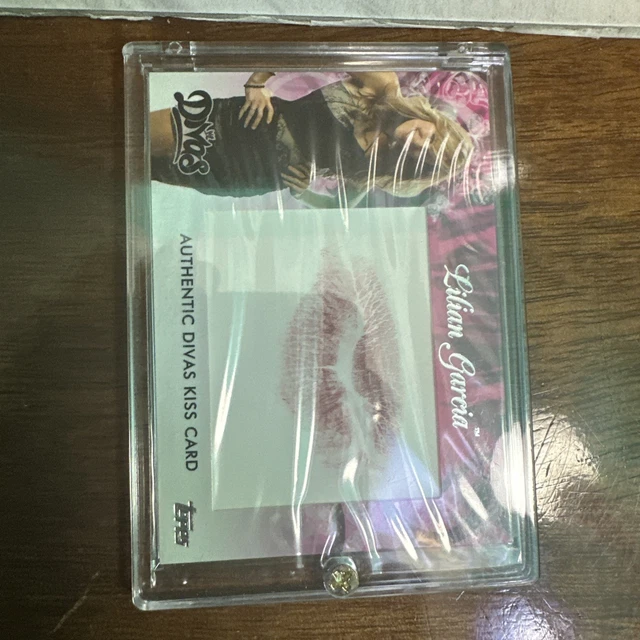2014 Topps WWE Divas Lilian Garcia Kiss Card
