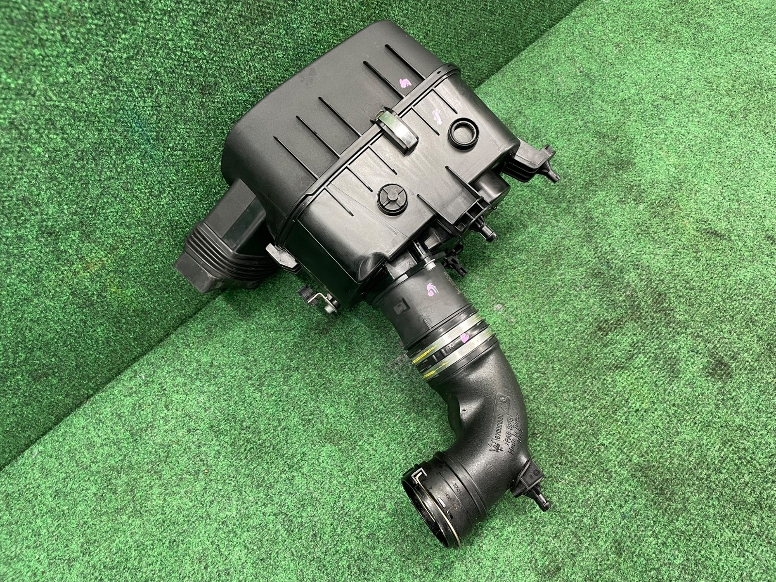 14-17 Maserati Ghibli M157 Right Side Intake Air Cleaner Filter Box Housing OEM