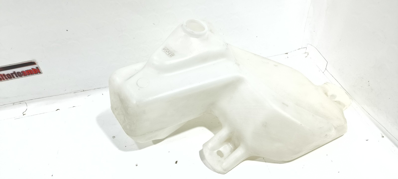 Original Windshield Washer Fluid Reservoir Suitable For Fiat Lancia