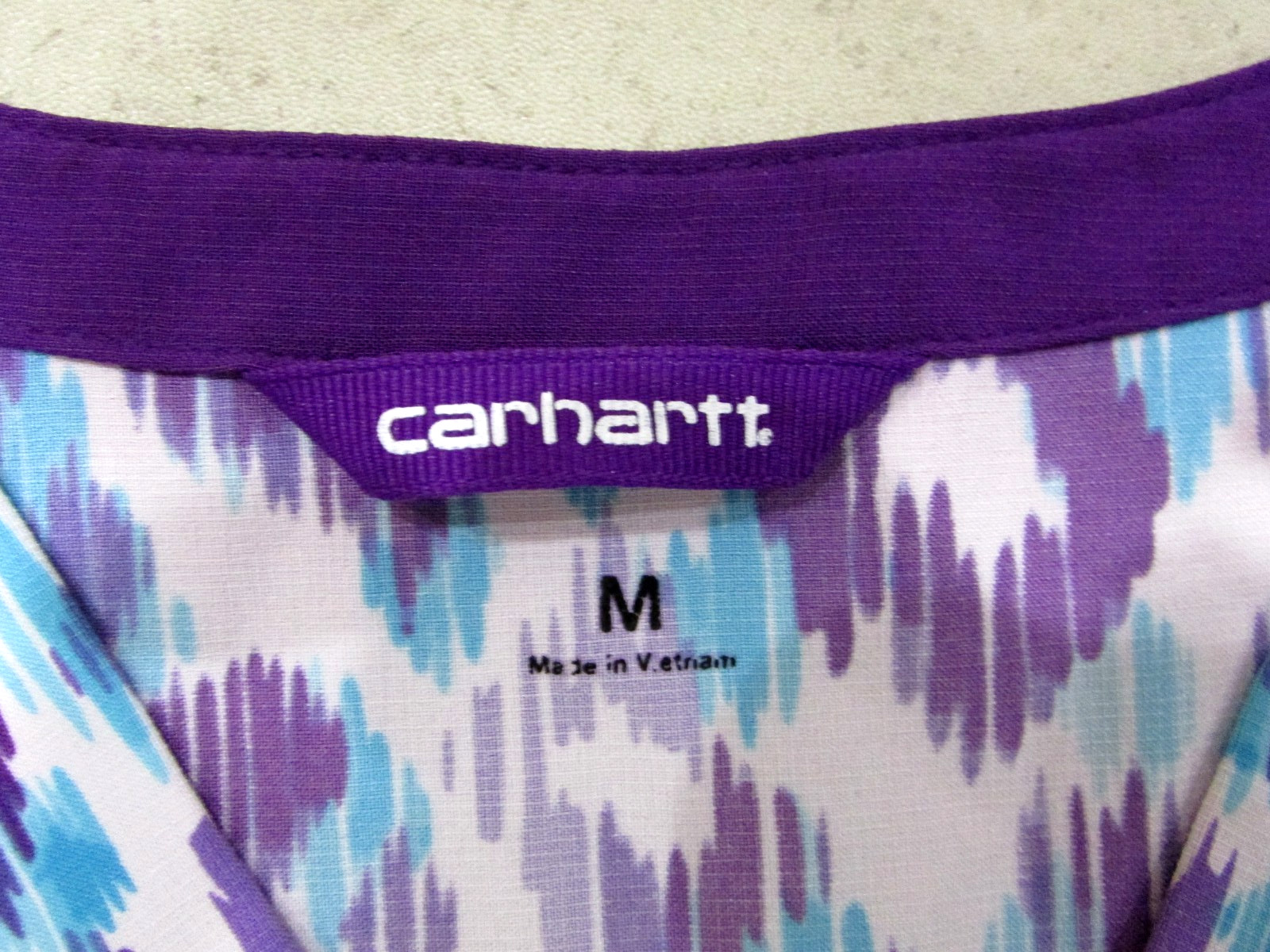 Carhartt Womens Scrub Tops Size M Lot Of 2 thumbnail 11