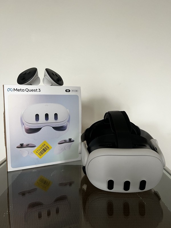 Meta Quest 3 512GB VR Headset + Controllers, Charger, KIWI Strap & AMVR Face Pad