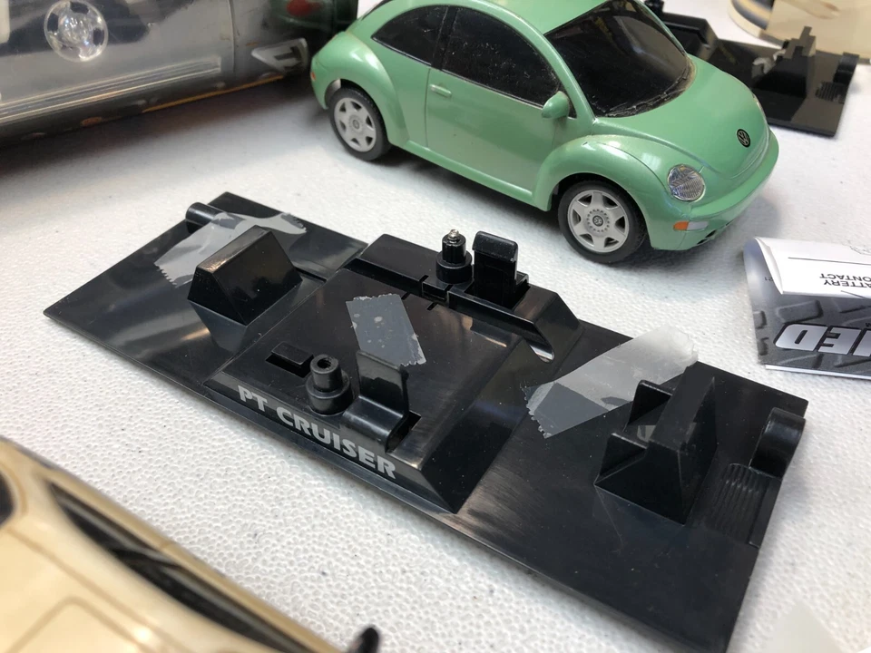 As-Is FOR PARTS ~ LOT of TYCO MATTEL CANNED HEAT RC CARS 1:32 Smoke Damage - Image 3 of 4