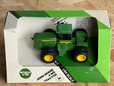 ERTL 1:64 551 JOHN DEERE 8850 4WD TRAKTOR TRACTOR NEU IN OVP (M-7) - Bild 1 von 2