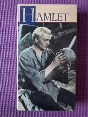 Hamlet VHS Laurence Olivier Shakespeare Brand New Sealed