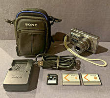 Sony CyberShot DSC-W690 Silver 16.1MP Compact Digital Camera TESTED BUNDLE