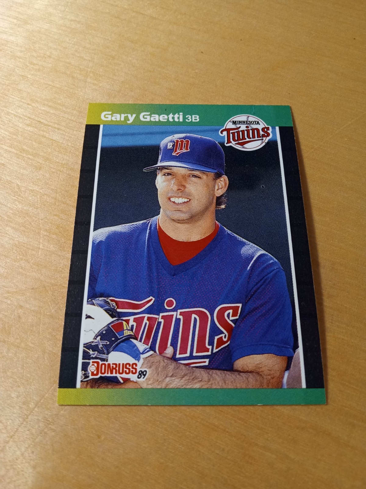 1989 Donruss #64 GARY GAETTI Minnesota Twins Baseball Card, 3B. (*Demotes* ) NM.