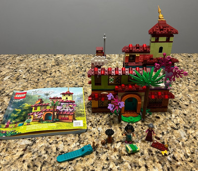 Lego Encanto Disney # 43202 The Madrigal House 2021 Retired W/Instruction Book
