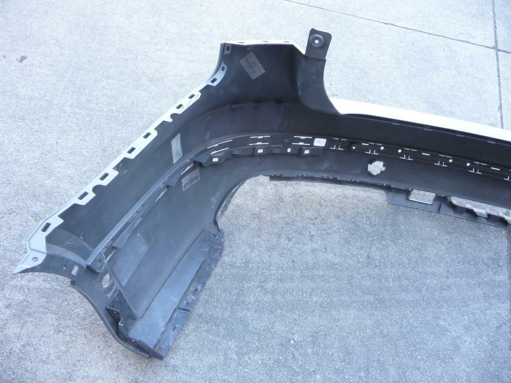 2017-2019 Bentley Bentayga BY636 rear Bumper Cover 36A807301AC OEM OE H5