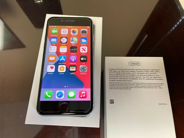 Apple iPhone SE 2nd Gen. 128GB White (Unlocked) A2275