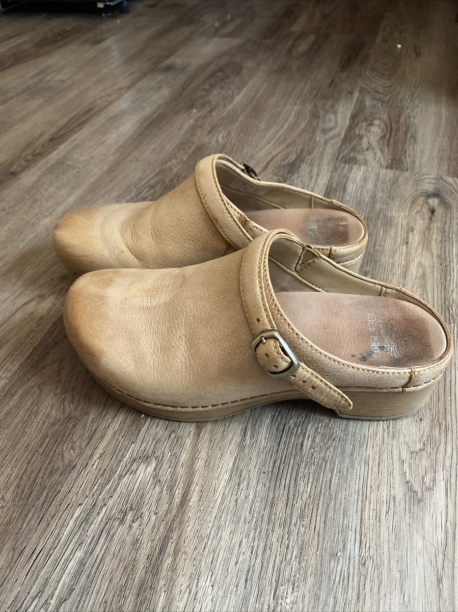 Dansko Berry Tan Milled Burnished Nubuck Leather Slip On Mules  