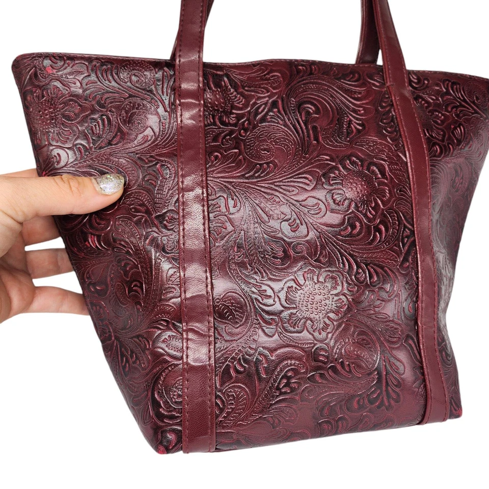 Cartera Victorias Secret Y2k Cubo Borgoña Rojo Cuero Tooled Paisley Floral Foto 4 de 4