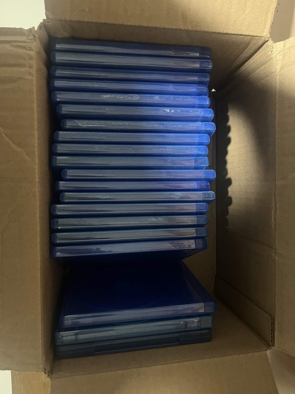 Blu-ray Disc Cases - Lot Of 20!