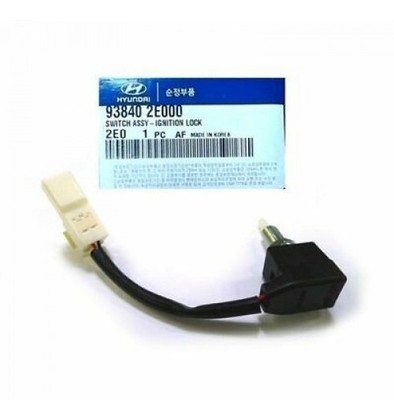 Mobis 93840-2E000 Clutch Pedal Switch Hyundai OEM Replacement