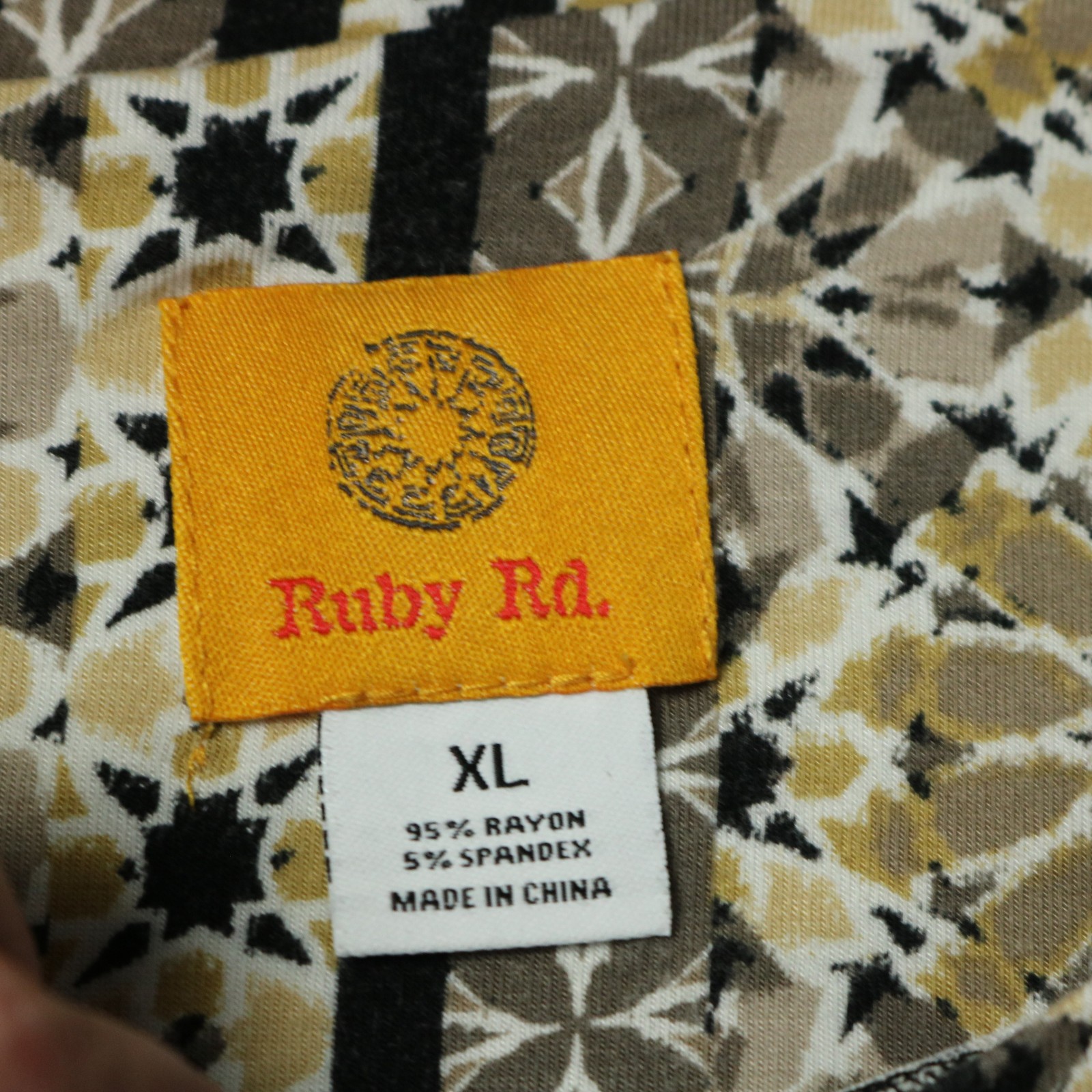 Ruby Rd Beaded Geometric Print Stretchy Blouse To… - image 11