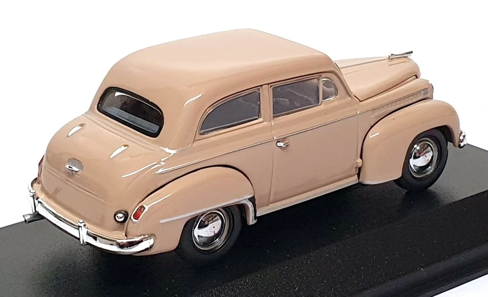 Minichamps 1/43 Scale 430 040404 - 1952 Opel Olympia - Beige - Image 2 of 4