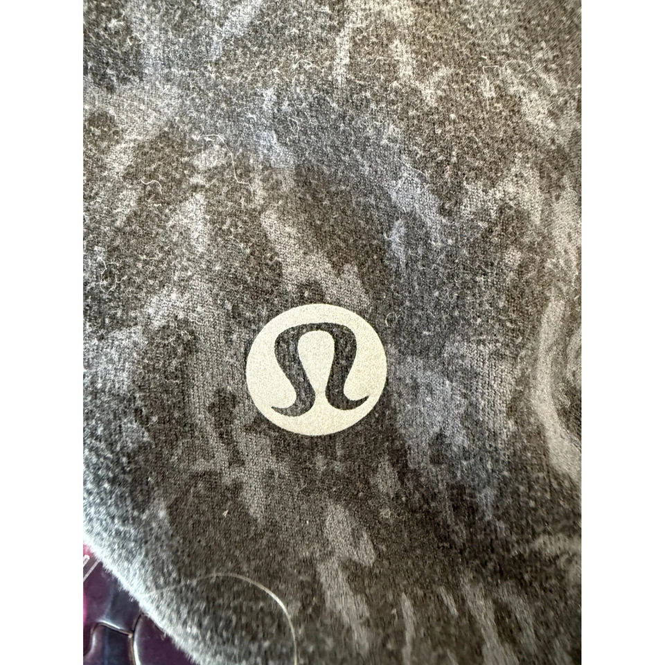 Lululemon Align High Rise Leopard Print Leggings Size 8 Athletic Athleisure - Image 4 of 4