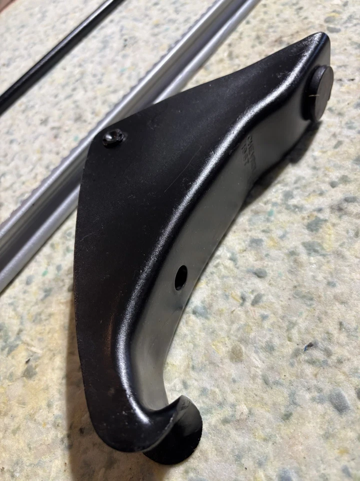 Chevrolet Impala 1966 o 1967, Biscayne, Bel Air, gato de parachoques. Elección de gancho Foto 4 de 4